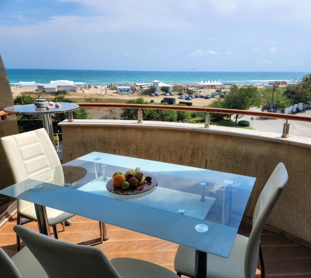 Beach View Apartment Shkorpilovtsi Luaran gambar