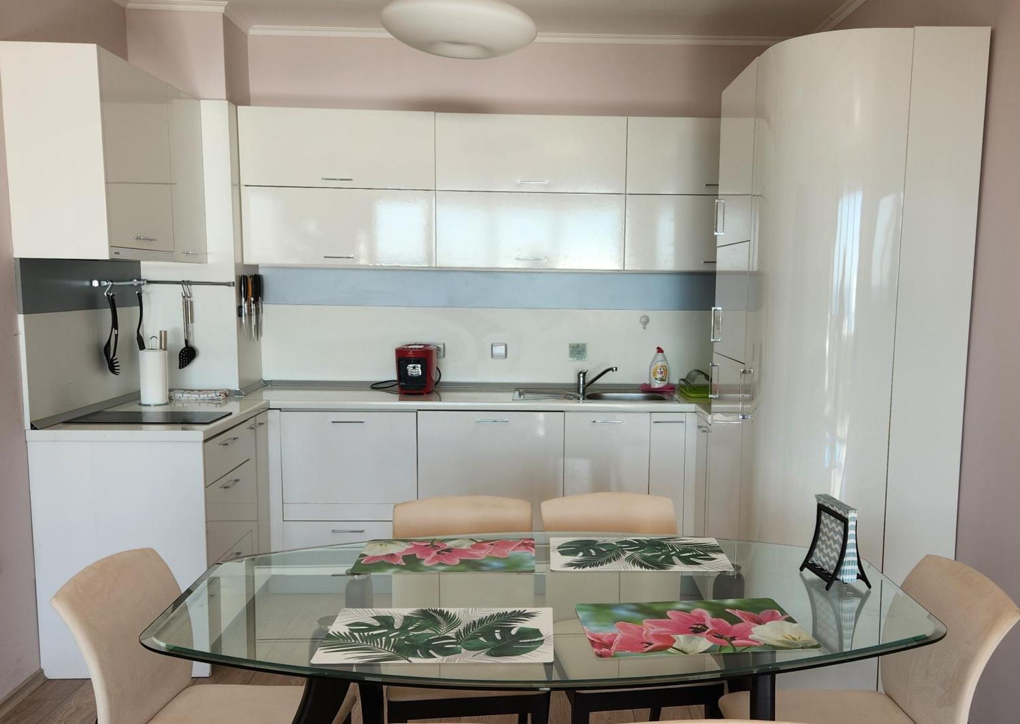 Beach View Apartment Shkorpilovtsi Luaran gambar